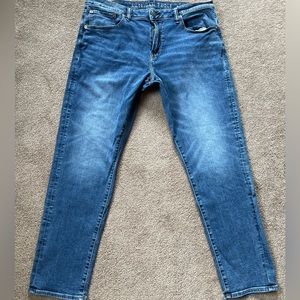 Men’s American Eagle Straight Athletic fit AirFlex jeans